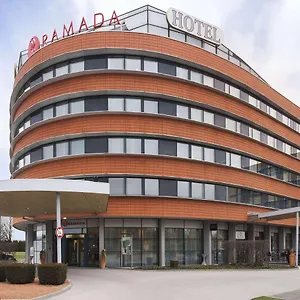 Ramada By Wyndham Graz Hotel Unterpremstätten
