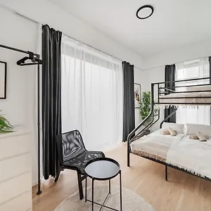 Chic By Home2 Ostello