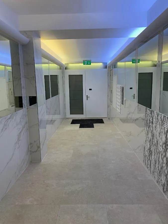 Colony Apartments Vienna Austria