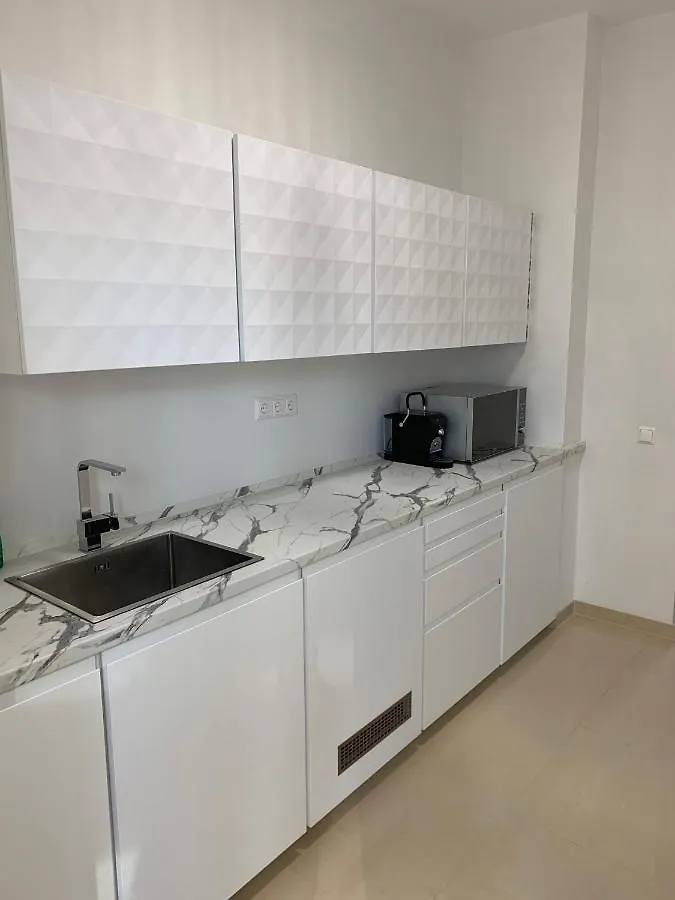 Colony Apartments Vienne 2*,